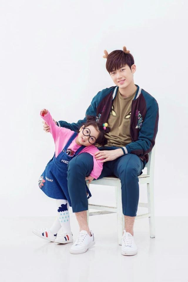 阿拉蕾萌头像微信，阿拉蕾萌头像（不知道你还有兴趣用这些当壁纸头像表情包么）