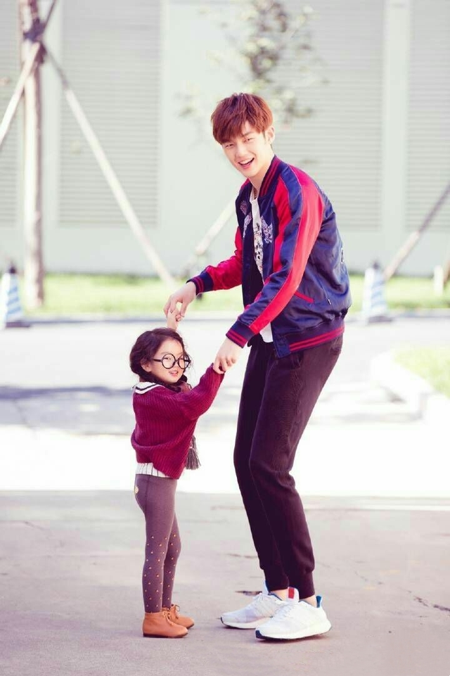 阿拉蕾萌头像微信，阿拉蕾萌头像（不知道你还有兴趣用这些当壁纸头像表情包么）