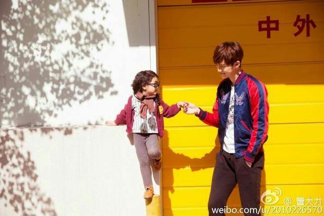 阿拉蕾萌头像微信，阿拉蕾萌头像（不知道你还有兴趣用这些当壁纸头像表情包么）