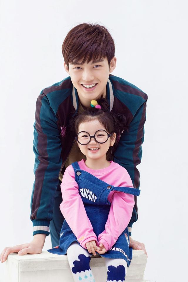 阿拉蕾萌头像微信，阿拉蕾萌头像（不知道你还有兴趣用这些当壁纸头像表情包么）