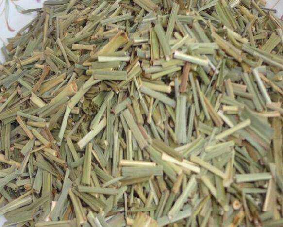 香茅草的食用方法，香茅草的功效与作用及食用方法（香茅草散发出天然浓郁的柠檬香味）
