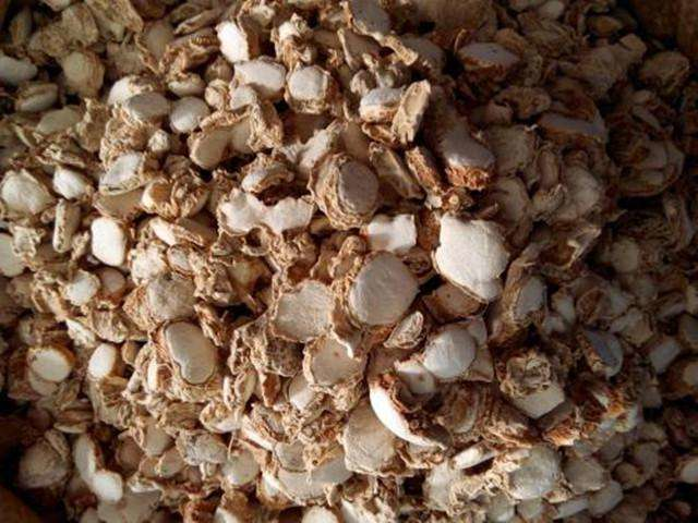 钓鱼药酒配方大全，这几种钓鱼药酒（好不容易搜集整理出来的12款中药药酒自制配方）