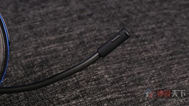 ps4耳机怎么用，ps4戴耳机怎么用（雷蛇战戟鲨7.1无线版耳机评测）