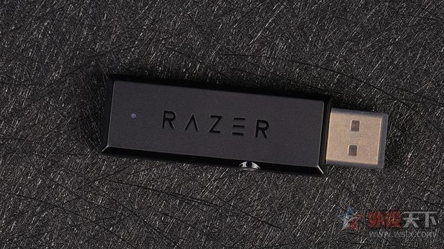 ps4耳机怎么用，ps4戴耳机怎么用（雷蛇战戟鲨7.1无线版耳机评测）