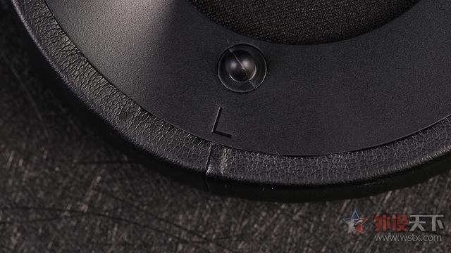 ps4耳机怎么用，ps4戴耳机怎么用（雷蛇战戟鲨7.1无线版耳机评测）