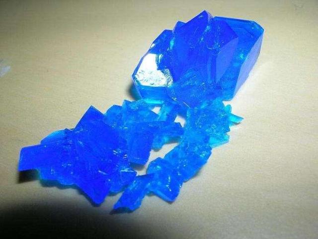 是天然矿石吗，鉲原石鉴定机构（世界上最为致命的10种天然矿石）