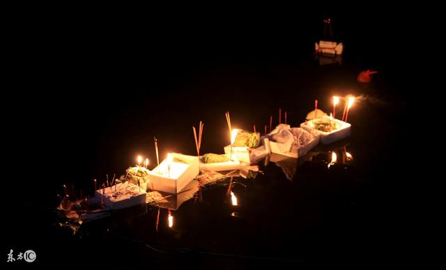 梦见烧纸钱，梦见烧纸钱火老是熄灭（民间烧纸的习俗与禁忌）