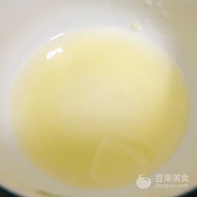 柠檬虾的做法，柠檬虾的做法视频（百香果柠檬虾的做法）