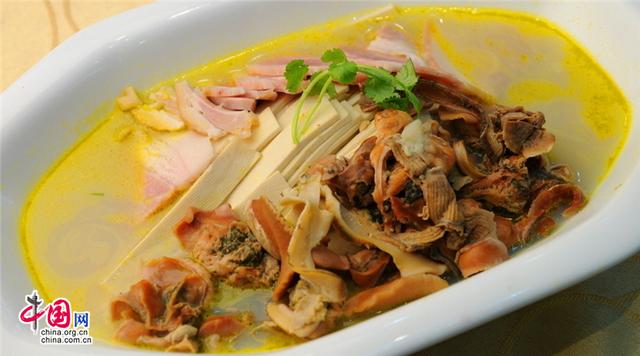 河蚌瘦肉汤的做法，河蚌肉怎么做汤（水乡河鲜之河蚌的几种地道做法）