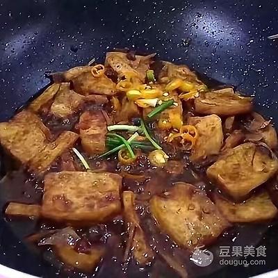 红烧豆腐的家常做法，麻婆豆腐的家常做法（红烧豆腐的做法）