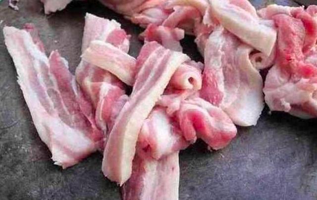 笼笼肉夹馍怎么做，笼笼肉夹馍口感（在家也能吃上正宗的陕西笼笼肉夹馍）