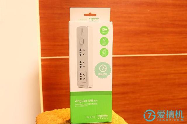 插线板品牌排行前十名百度，国内插线板品牌排行榜（居家实用新国标排插—“施耐德”智意系列拖线板）