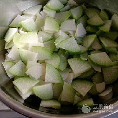 腌萝卜的做法大全，农村家常腌萝卜配方（快速腌萝卜的做法）