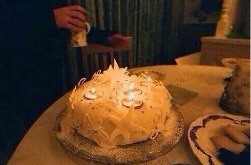 生日快乐四字成语，给老人祝寿的四字成语或句子（生日祝福语大全四字成语）