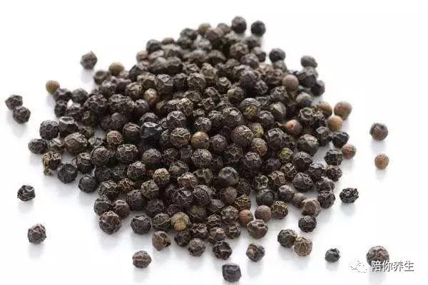 麻椒的功效与作用，麻椒油的功效与作用（花椒、麻椒、胡椒这三种日常调味料的区别在哪里）