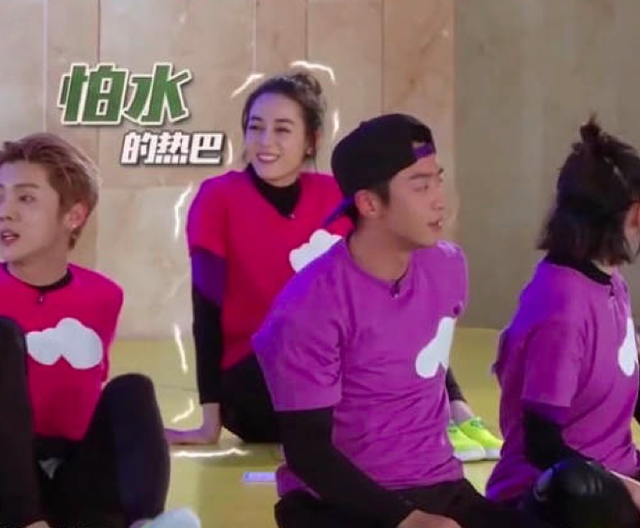 能虫是什么梗，能虫是什么梗抖音（跳楼都不怕的成龙竟也害怕它）