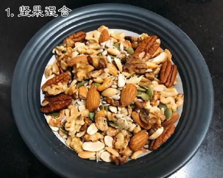 雪花酥用酥性饼干还是韧性饼干，雪花酥的饼干是酥性的吗（雪花酥用什么饼干好）