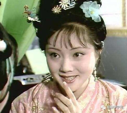 葬花辞的最后一句，葬花辞最后一句（人物命运的巧妙暗喻——《红楼梦》咏菊诗赏析）