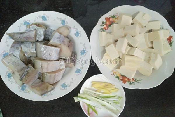 鳕鱼豆腐汤怎么做好吃，鳕鱼豆腐汤怎么做好吃又简单（清炖鳕鱼豆腐汤）