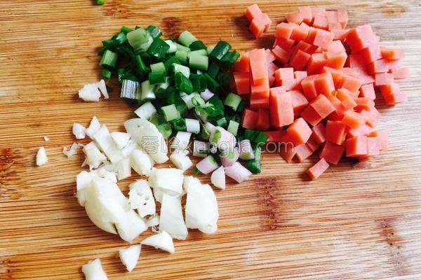 酱烧豆腐如何做，酱烧豆腐如何做好吃（酱烧豆腐）