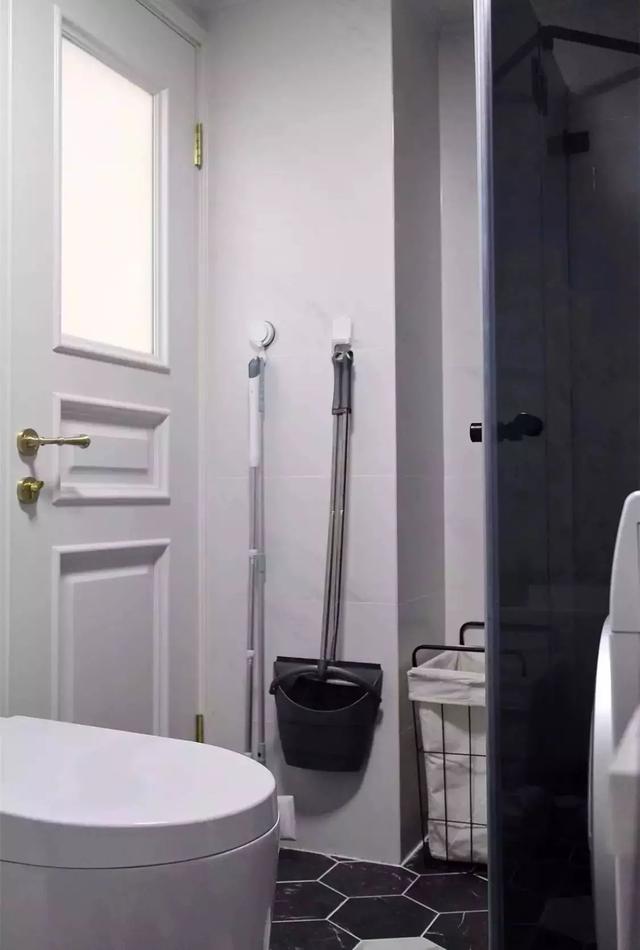 水簸箕是什么东西，哪儿有簸箕水（扫帚拖把放哪里——打造家务工具存储区）