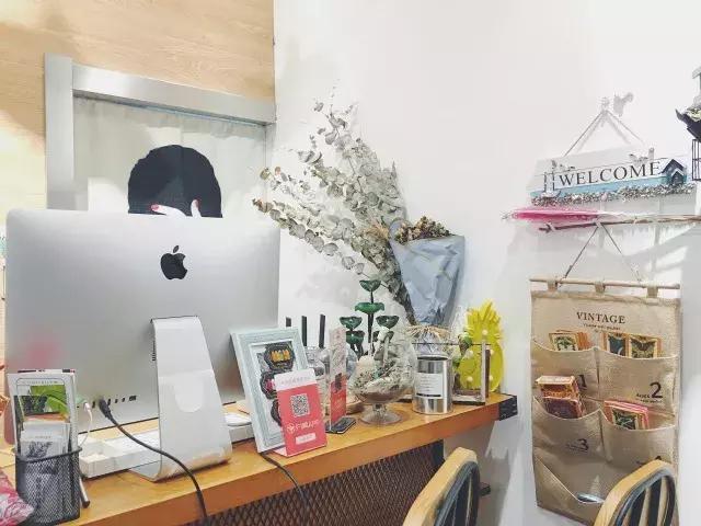 韩国火爆美甲店名，2020比较韩范的美甲店名字大全（最美女孩探最美的店第1期）