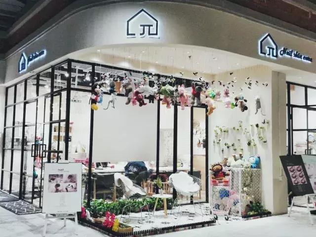 韩国火爆美甲店名，2020比较韩范的美甲店名字大全（最美女孩探最美的店第1期）