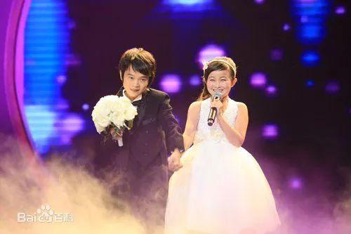 樱桃红之袖珍妈妈演员表，电视剧袖珍妈妈演员表介绍（原来是《中国达人秀》走出来的袖珍女孩）