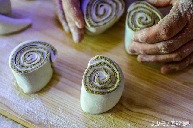 玉米面黄豆面小米面窝头做法，黄米面玉米面做窝窝头（黑豆黄豆玉米面小米面窝头白菜木耳猪肉大包子）