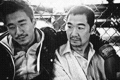 张国立有几个孩子，张国立几个娃（张国立和邓婕领养的孩子长大了）