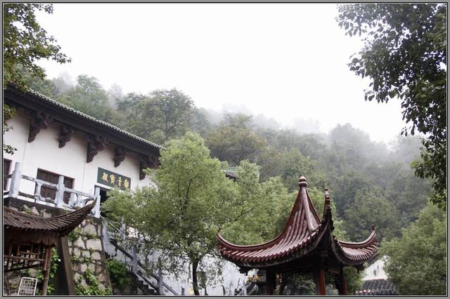 敬亭山在哪里个地方，敬亭山在哪里（有中国诗山之称的是什么山）