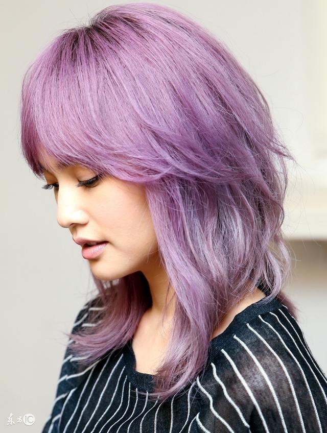 肤色偏黄暗沉适合什么发色（皮肤暗黄的女生）