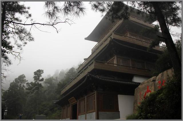 敬亭山在哪里个地方，敬亭山在哪里（有中国诗山之称的是什么山）