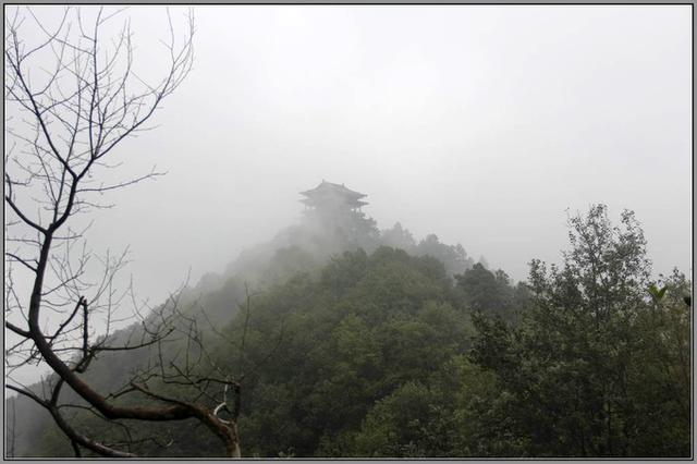 敬亭山在哪里个地方，敬亭山在哪里（有中国诗山之称的是什么山）