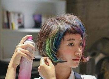 凡士林怎么用，凡士林怎么用在脸上（家庭必备神器凡士林使用方法）