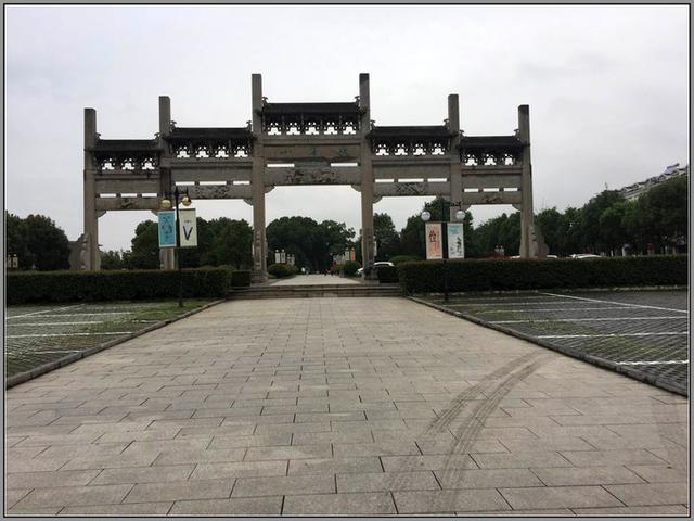 敬亭山在哪里个地方，敬亭山在哪里（有中国诗山之称的是什么山）