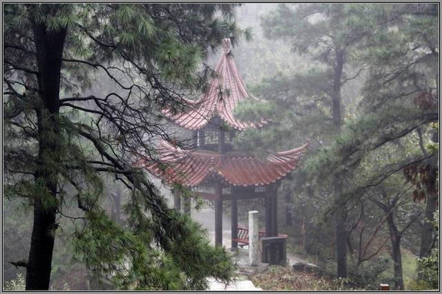 敬亭山在哪里个地方，敬亭山在哪里（有中国诗山之称的是什么山）