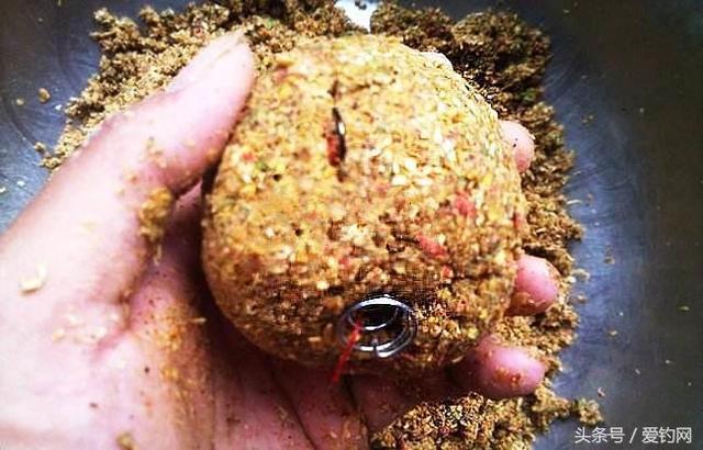 海竿底钓的正确方法，远投底钓的正确操作方法
