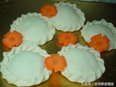 四方饺子皮最简单包法，方皮饺子怎么包（学学就可以在家人面前大显身手哦）