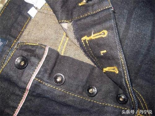 阿玛尼标志图片logo，阿玛尼的标志（意大利奢侈品牌阿玛尼真会玩）