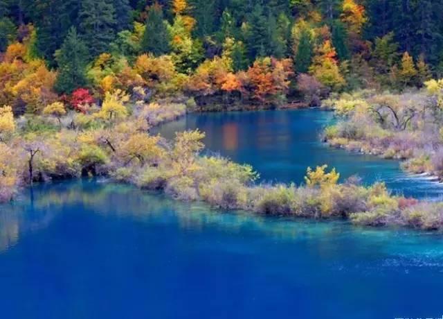 九寨沟有什么好玩的，稻城亚丁和九寨沟有哪些区别（九寨沟边上的小九寨）