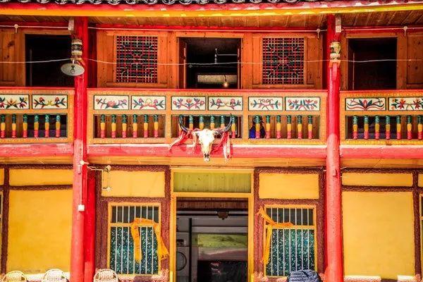 九寨沟有什么好玩的，稻城亚丁和九寨沟有哪些区别（九寨沟边上的小九寨）