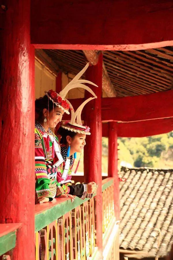 九寨沟有什么好玩的，稻城亚丁和九寨沟有哪些区别（九寨沟边上的小九寨）