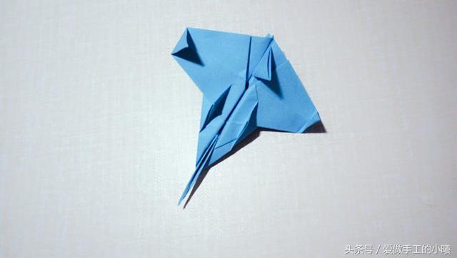 飞机折法大全简单易学，12款纸飞机折法图解（经典纸飞机教程合集）