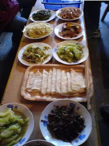 九寨沟有什么好玩的，稻城亚丁和九寨沟有哪些区别（九寨沟边上的小九寨）