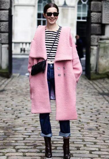 高腰短裤怎么搭配，高腰裤如何搭配上衣（粉丝系女生看起来很清爽大方）