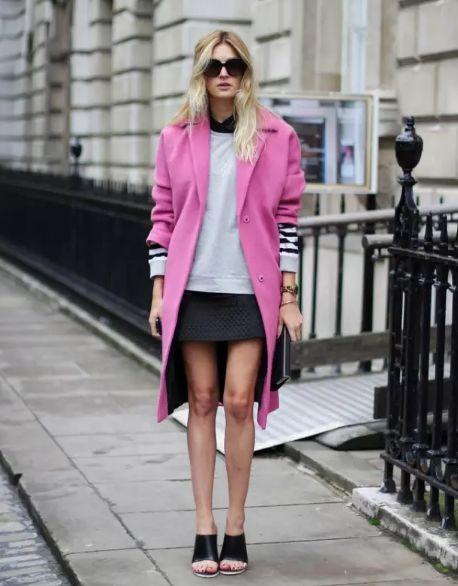 高腰短裤怎么搭配，高腰裤如何搭配上衣（粉丝系女生看起来很清爽大方）