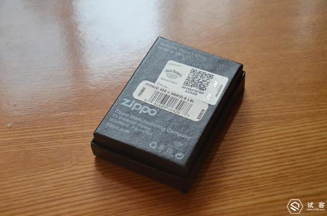 zippo打火机怎么换火石，zippo怎么换火石（我与我的zippo们）