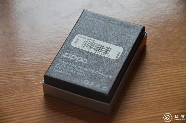 zippo打火机怎么换火石，zippo怎么换火石（我与我的zippo们）