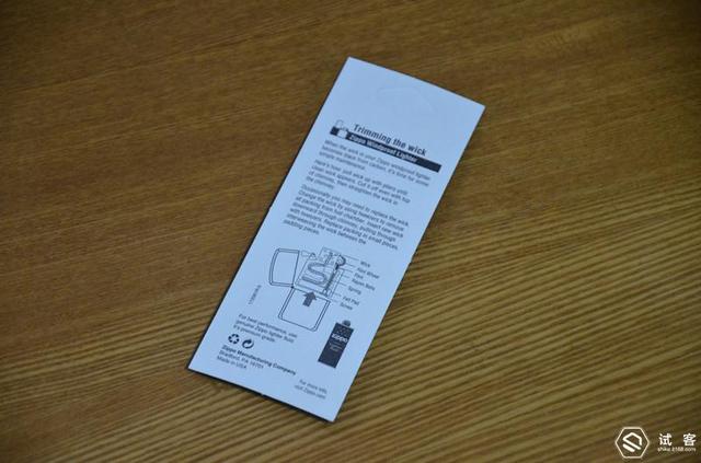 zippo打火机怎么换火石，zippo怎么换火石（我与我的zippo们）